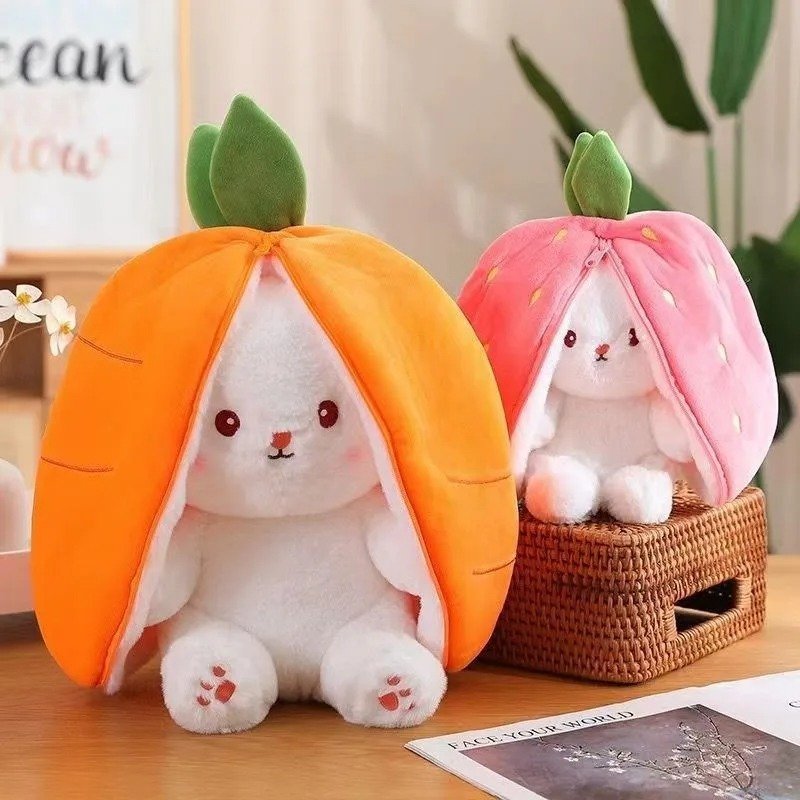 Peluche lapin carotte et fraise
